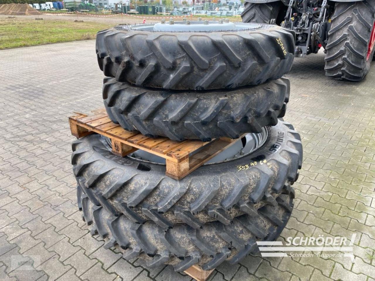 Zwillingsrad typu Ceat 270/95 R32 + 300/95 R45 | PASSEND MF 6S, Gebrauchtmaschine v Wildeshausen (Obrázek 24)